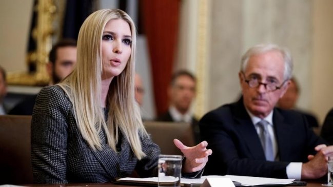 Igual que Hillary: Ivanka Trump usó mail personal para asuntos de la Casa Blanca