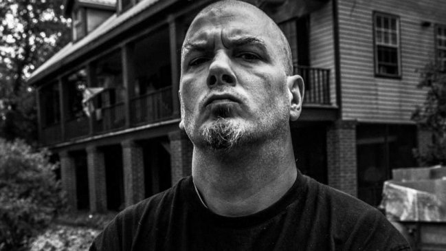 Show de Phil Anselmo en Chile cambia de fecha y agrega homenaje a Pantera