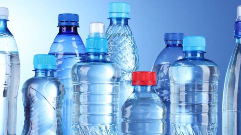 Revelan las tres marcas de agua envasada con más arsénico que el permitido para la potable