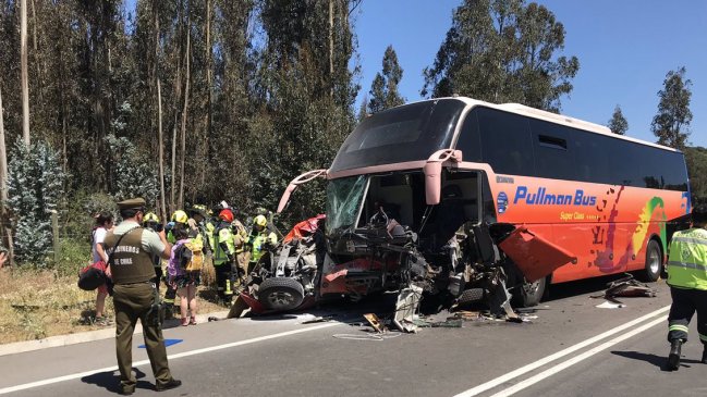 Casablanca: Un muerto y 23 heridos en choque frontal de bus y vehículo menor