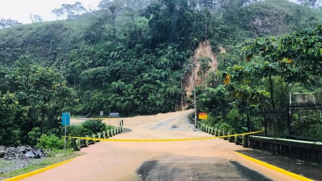 Ecuador: Decretan estado de emergencia por deslizamientos de tierra