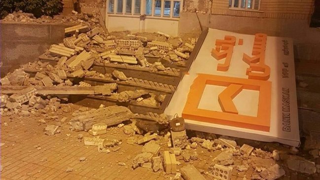 Terremoto en Irán dejó más de 500 heridos