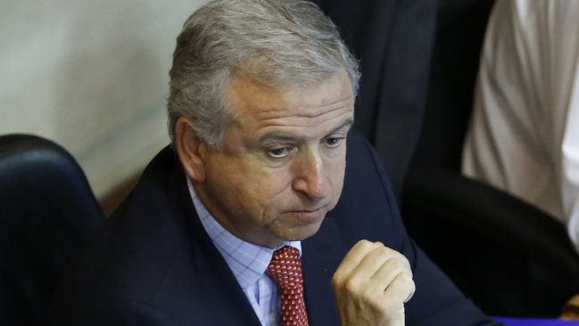 Felipe Larraín critica paro del sector público: 
