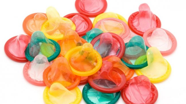 Reembolso por comprar preservativos: La medida de Francia para combatir el VIH