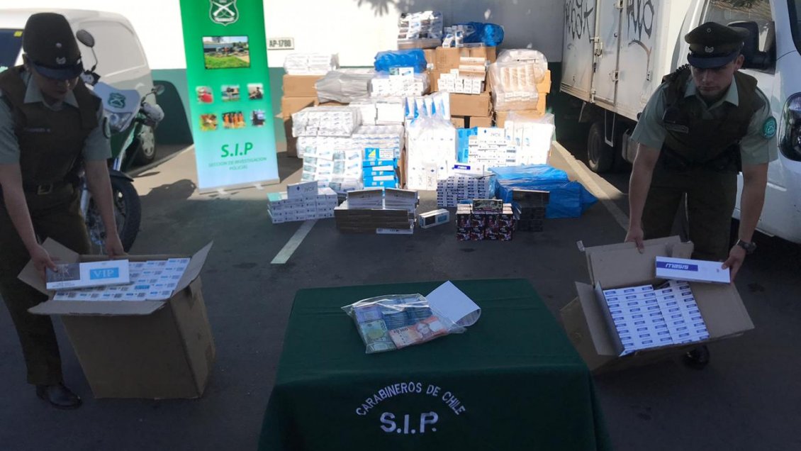 Millonario decomiso de cigarrillos y fuegos artificiales de contrabando en Quilpué