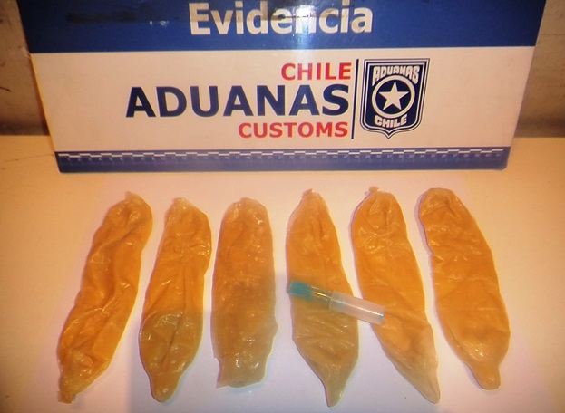 Joven fue sorprendido en la frontera con cocaína líquida dentro de condones