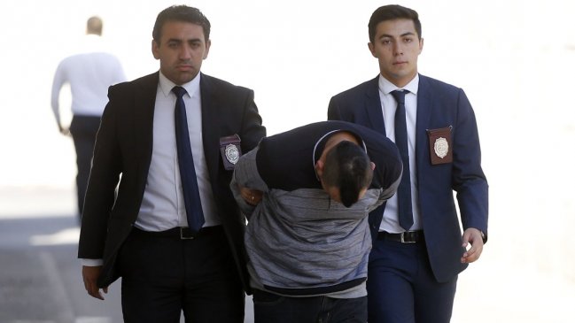 Femicidio en Colina: Murió mujer que fue baleada por su pareja