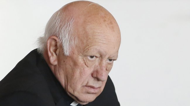 Versiones anticipan inminente salida de Ezzati del Arzobispado