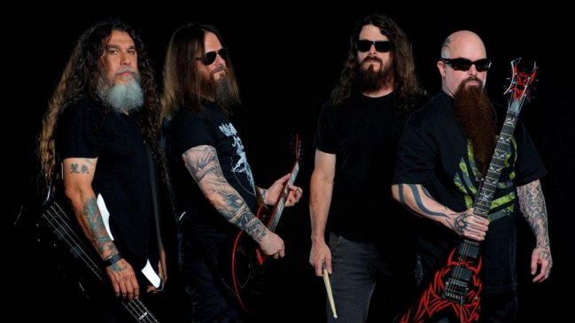Miembro de Slayer deja la gira de despedida por problemas personales