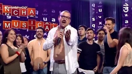   Julián Elfenbein se desató como Freddie Mercury en 