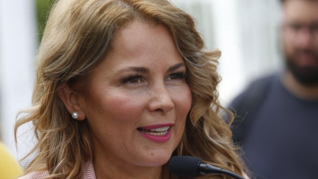 Lavín apoya posible candidatura presidencial de Cathy Barriga: 