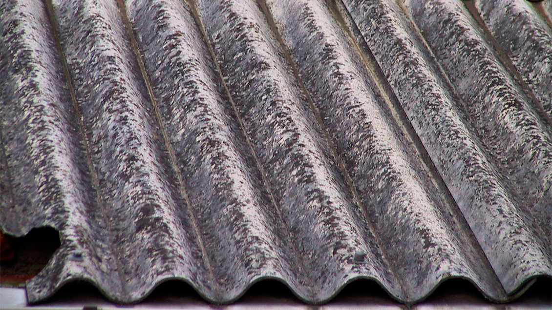 Condenan a Pizarreño por muerte de mujer que estuvo expuesta al asbesto