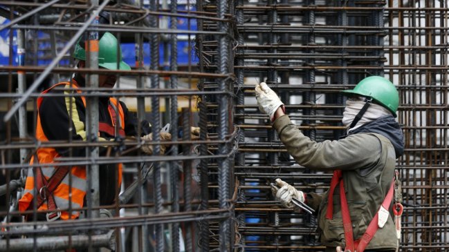 Imacec de octubre se situó por debajo de las expectativas al crecer 4,2 por ciento