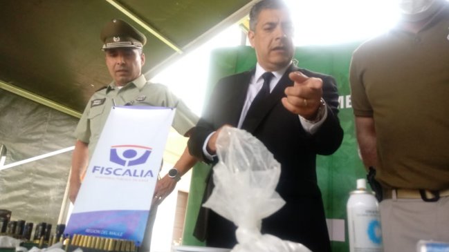 Desbarataron banda que vendía droga en plena calle de Villa Alegre