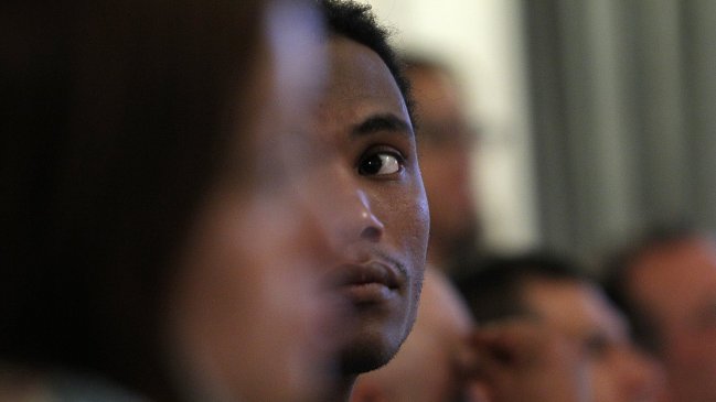 Banco Central: Inmigrantes son más educados que chilenos y contribuyen al empleo