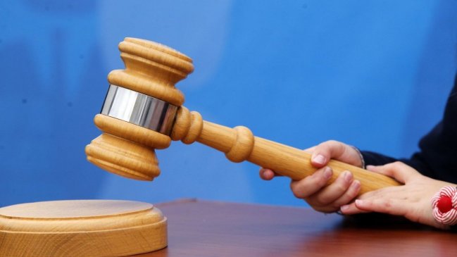 Justicia ordenó indemnizar a conviviente civil de trabajador que se suicidó por acoso laboral