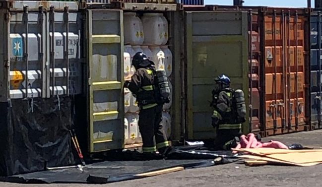 Fuga de contenedor provocó emergencia por material tóxico en el Terminal Puerto Arica