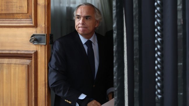 Chadwick tras salida de Franzani: Los que no cumplan con su deber ya saben cuál es el camino