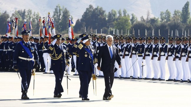 Ex comandante en jefe de la FACh en picada contra Piñera por críticas a cambio de mando