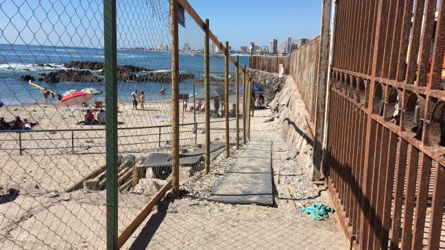 Bañistas tendrán libre acceso a Playa Saladero de Iquique
