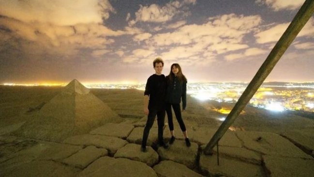 Egipto investigará a pareja que se grabó teniendo sexo en la cima de la Pirámide de Guiza