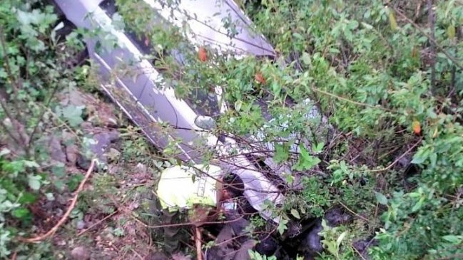 Futrono: Dos lesionados de gravedad dejó accidente vehicular