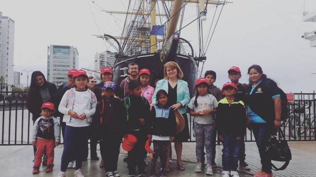 Estudiantes de Camiña conocieron patrimonio costero de Iquique