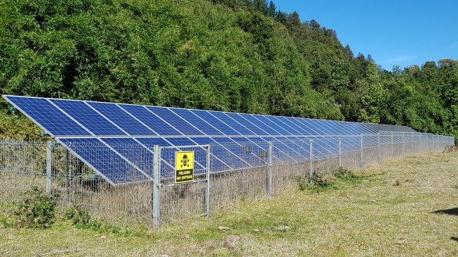 Sector rural de Valdivia tendrá energía eléctrica a través de paneles fotovoltaicos