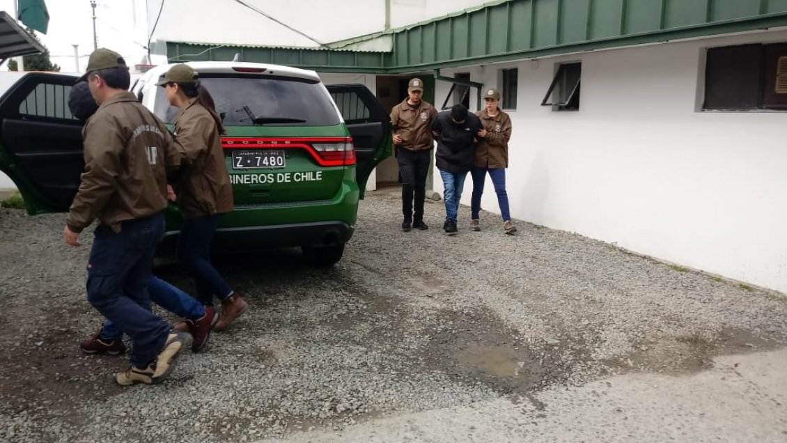 Detuvieron a sujetos acusados de intentar asaltar una casa de cambio en Punta Arenas