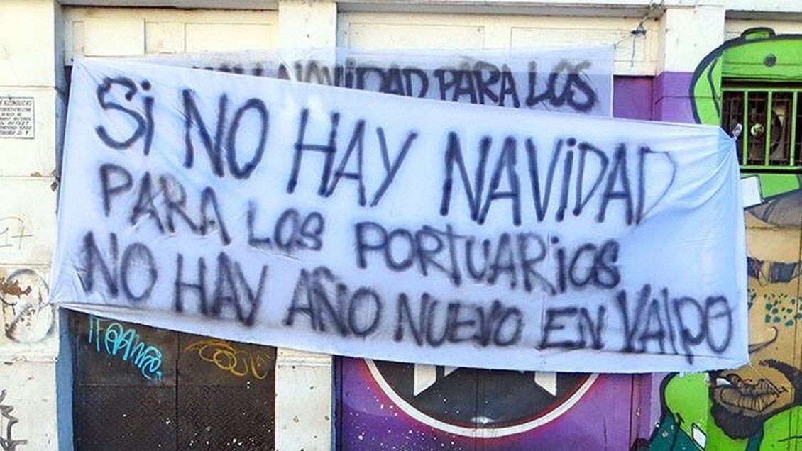 Portuarios de Valparaíso amenazan con boicotear celebración de Año Nuevo en el Mar