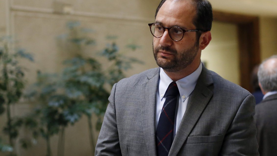 Secretario UDI y visita de Eduardo Bolsonaro: 