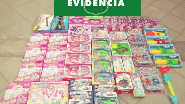 Detienen a dos sujetos acusados de robar regalos navideños desde sede social en Rancagua
