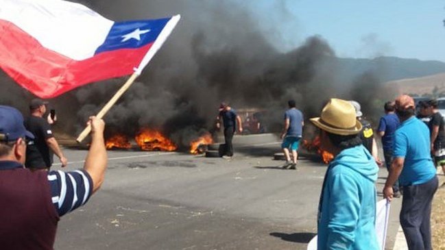 Maule: Pesqueros depusieron movilización tras apoyo del Senado a cuota de jibia