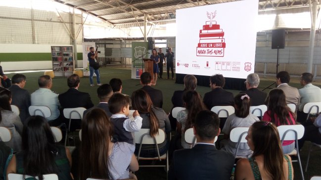 Justicia celebró alianza público-privada que lleva libros a familias de presos