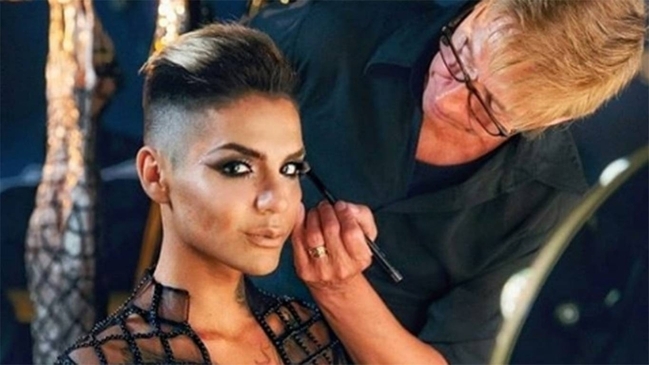 El logro de Leo Méndez Jr. en Suecia: se recibió de makeup artist