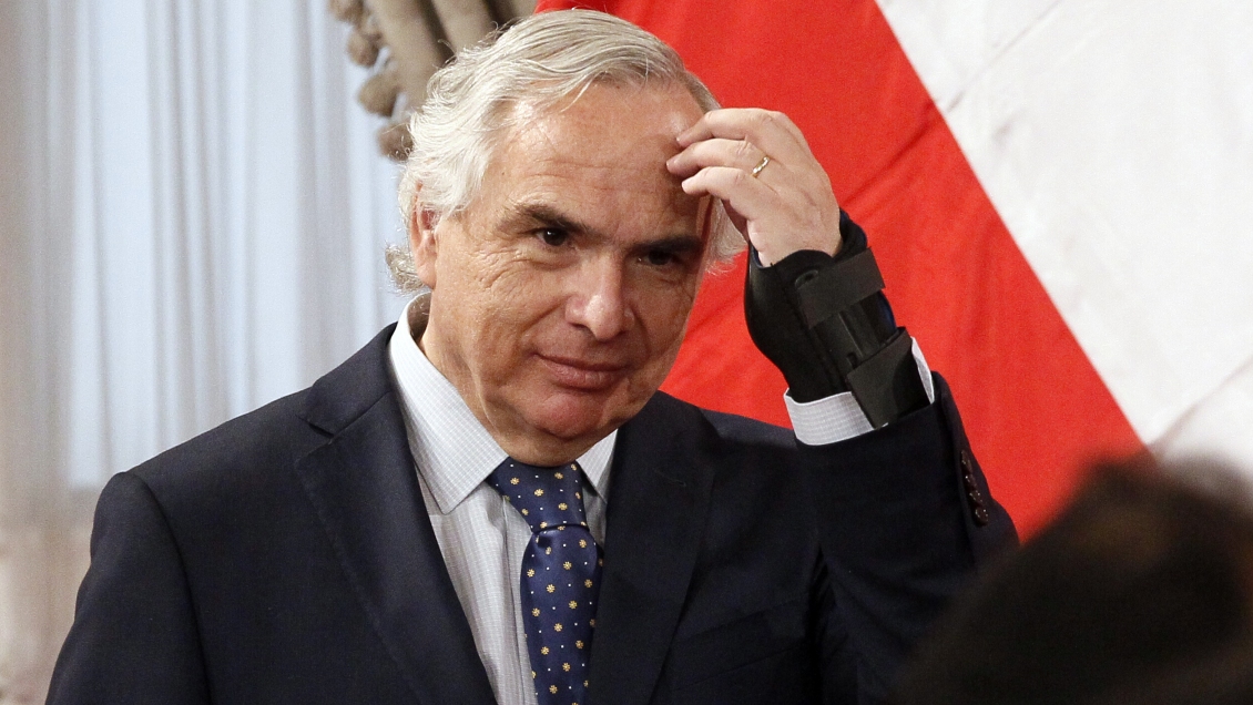 Reforma para remover a jefes de FFAA: 