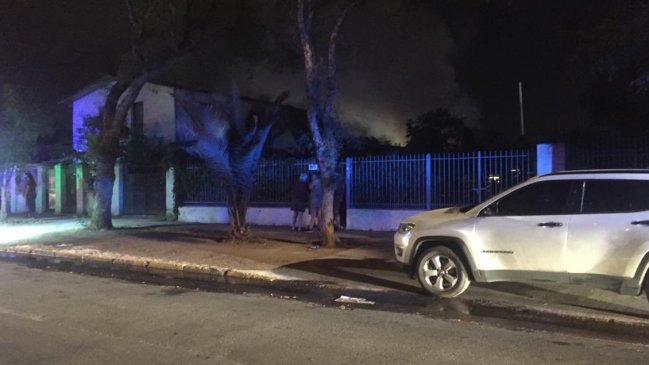 Una mujer murió en incendio que afectó a fábrica textil en El Bosque