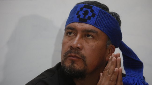 Héctor Llaitul visitó a comuneros mapuche en la cárcel de Temuco