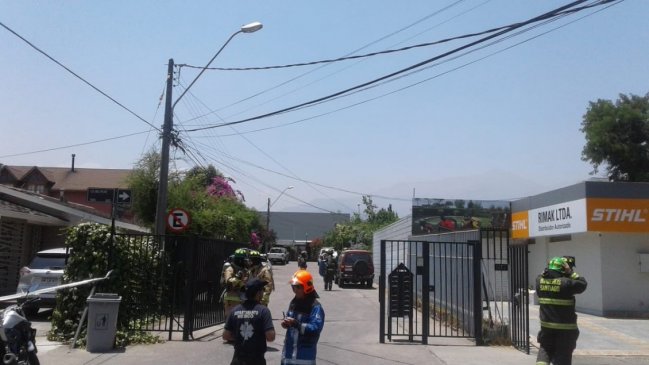Vitacura: Emergencia química obligó a evacuar a vecinos