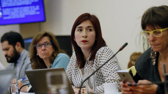 Diputada Catalina Pérez inscribió lista para la directiva de RD