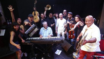   Revisa las imágenes de 