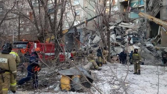 Rusia: Explosión de un edificio provocó la muerte de cuatro personas y dejó 68 desaparecidos
