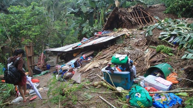 Al menos 68 muertos y 129.000 desplazados deja la tormenta Usman en Filipinas