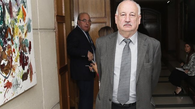 Guillermo Teillier: El PC va a llevar candidato o candidata presidencial