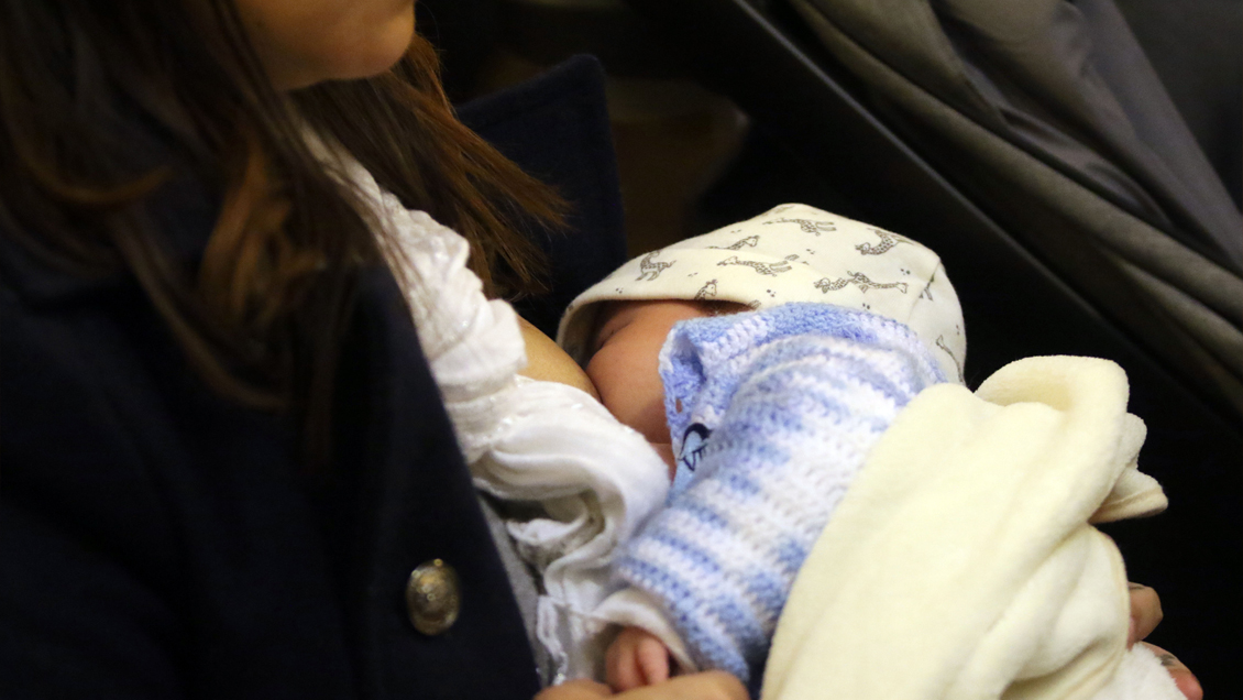 Avanza en el Congreso proyecto que sanciona la discriminación a la lactancia materna