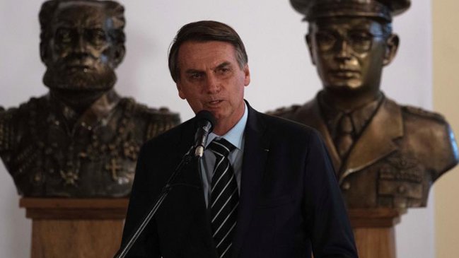 Bolsonaro estudia extinguir la Justicia del Trabajo por 