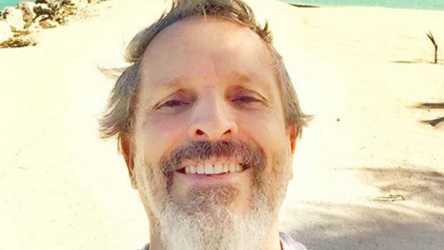 Representante de Miguel Bosé niega problemas de salud del cantante