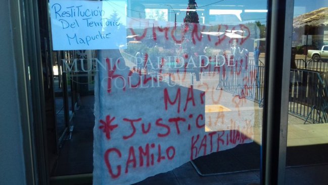 Alcalde de Collipulli pidió diálogo para deponer tomas de municipios