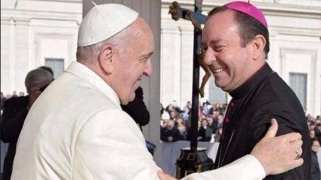 Vaticano investiga a obispo argentino por supuestos abusos sexuales