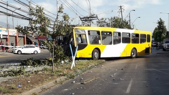 Accidente de tránsito provocó un masivo corte de electricidad en Puente Alto